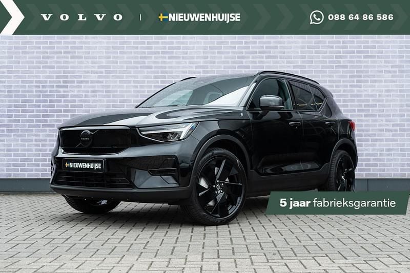 Zwart Nieuw 2025 Volvo EX40 Plus SUV | € 54.690 (Eerlijke prijs) - Afbeelding 1/4