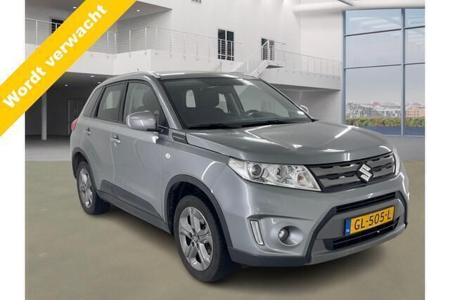 Grijs Gebruikt 2015 Suzuki Vitara Exclusive SUV | € 15.499 (Eerlijke prijs) - Afbeelding 1/4