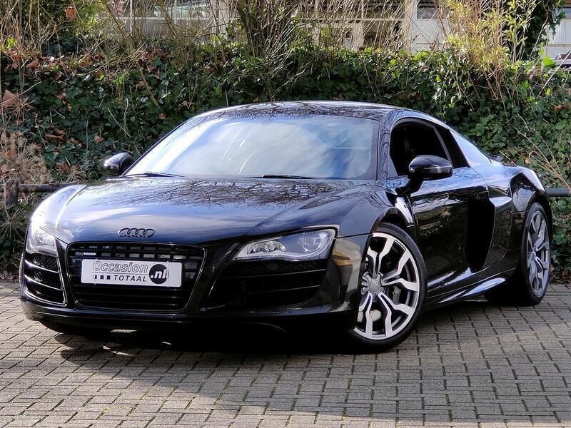 Zwart, metallic lak Gebruikt 2011 Audi R8 Coupé Premium Coupé | € 79.950 (Eerlijke prijs) - Afbeelding 1/4