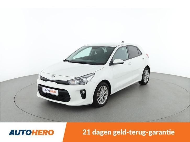 Wit (metallic) Gebruikt 2019 Kia Rio Hatchback | € 13.250 (Goede deal) - Afbeelding 1/4