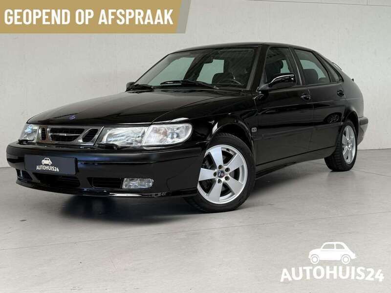 Zwart, metallic lak Gebruikt 2002 Saab 9-3 Anniversary Hatchback | € 9.425 - Afbeelding 1/3