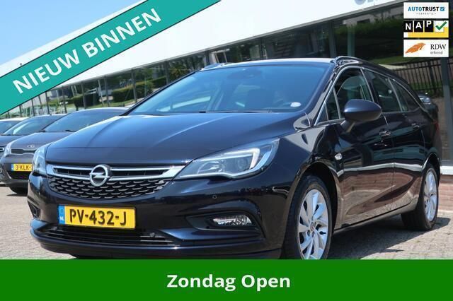 Blauw Gebruikt 2017 Opel Astra Business Stationwagen | € 10.945 (Eerlijke prijs) - Afbeelding 1/4