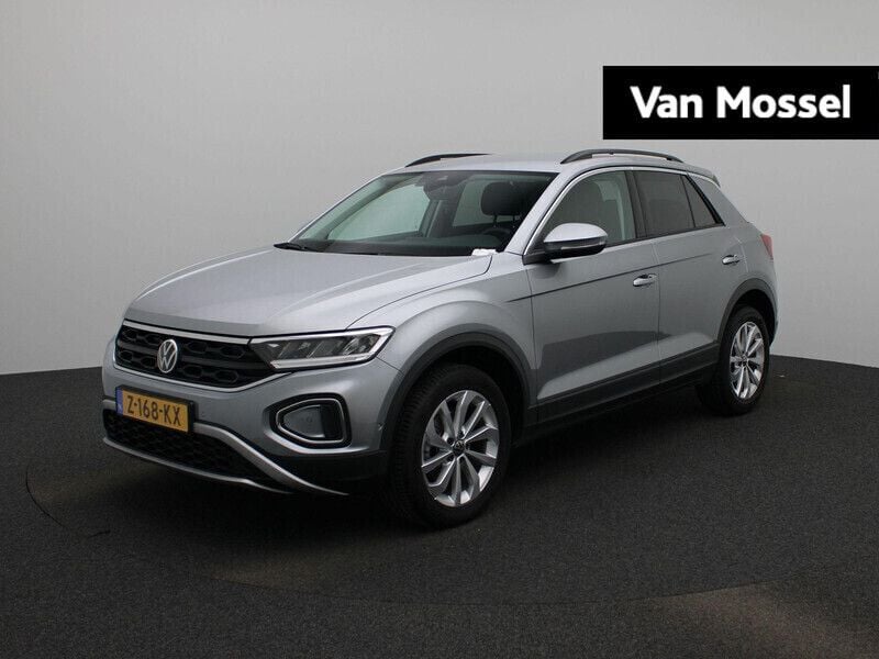 Grijs Gebruikt 2024 VW T-Roc Life SUV | € 26.900 (Eerlijke prijs) - Afbeelding 1/4