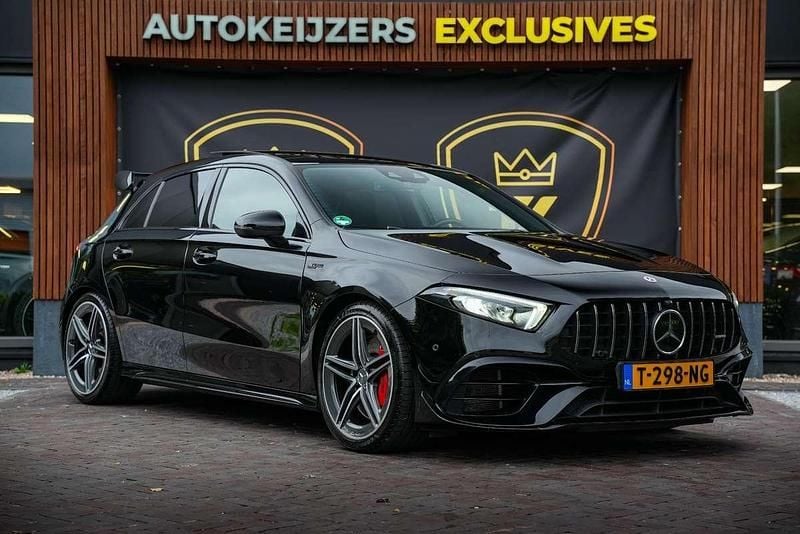 Zwart Gebruikt 2020 Mercedes A45 AMG Premium Plus Hatchback | € 49.900 (Eerlijke prijs) - Afbeelding 1/4