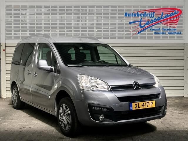 Grijs Gebruikt 2019 Citroën Berlingo Shine MPV | € 12.400 (Iets duurder) - Afbeelding 1/4