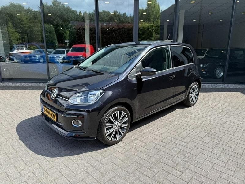 Zwart, metallic lak Gebruikt 2018 VW up! Join Hatchback | € 9.999 (Goede deal) - Afbeelding 1/4