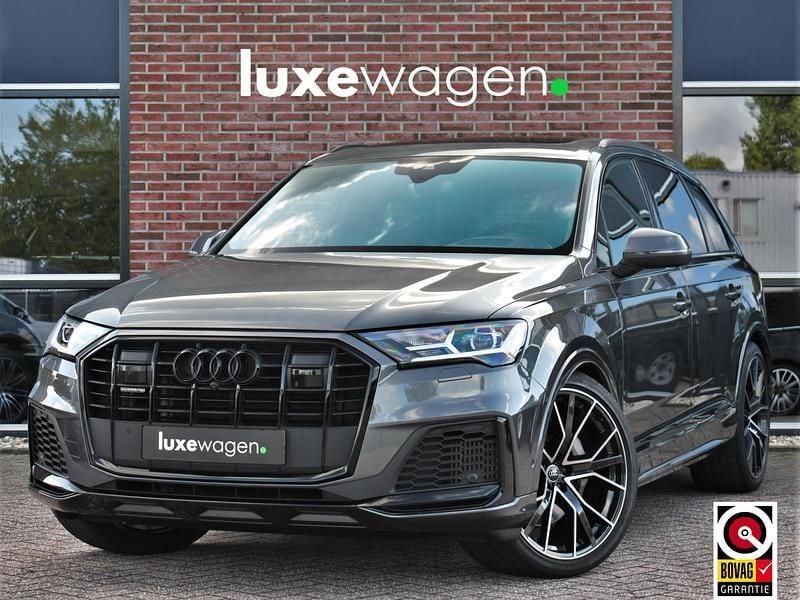 Grijs Gebruikt 2022 Audi Q7 S-Line SUV | € 79.900 - Afbeelding 1/4