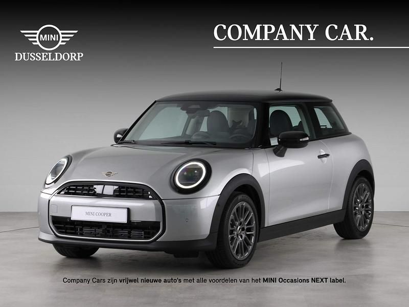 Grijs Gebruikt 2025 Mini Cooper Classic Hatchback | € 37.950 - Afbeelding 1/4