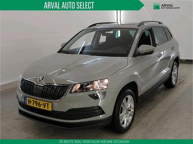 Grijs Gebruikt 2020 Skoda Karoq Ambition SUV | € 20.850 (Eerlijke prijs) - Afbeelding 1/3