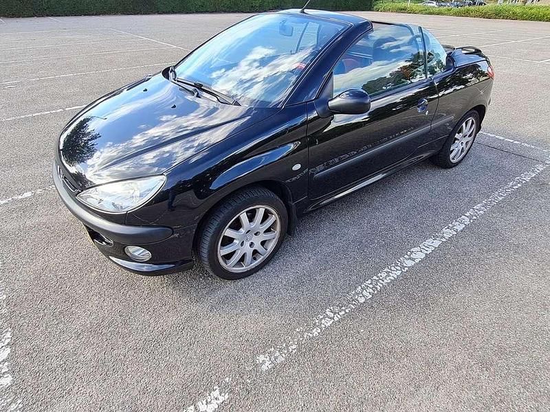 Gebruikt 2002 Peugeot 206 CC Cabriolet | € 1.750 (Eerlijke prijs) - Afbeelding 1/4