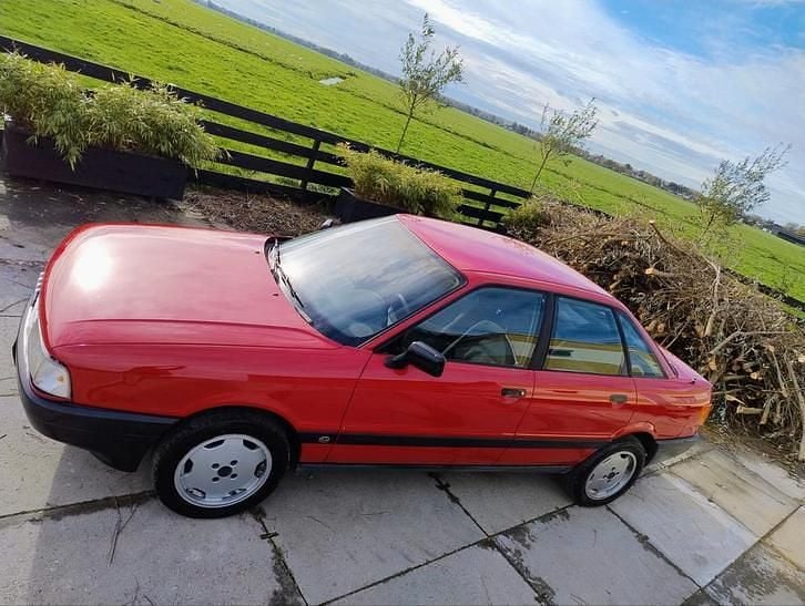 Gebruikt 1987 Audi 80 | € 1.950 - Afbeelding 1/4
