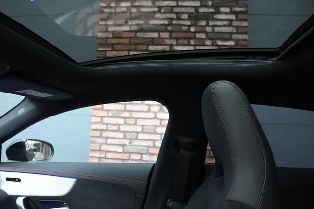 Occasion Mercedes CLA250 Shooting Brake Advanced 218 PK (160 kW) 2024 Blauw Stationwagen