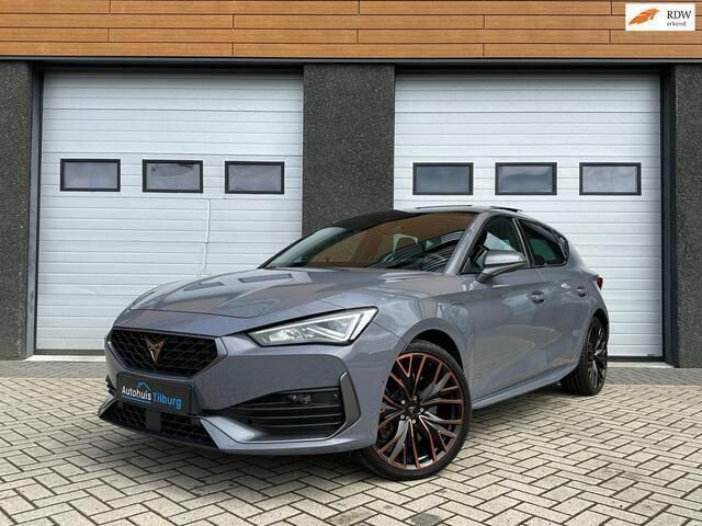 Grijs Gebruikt 2021 Cupra Leon VZ Hatchback | € 28.990 (Iets duurder) - Afbeelding 1/4