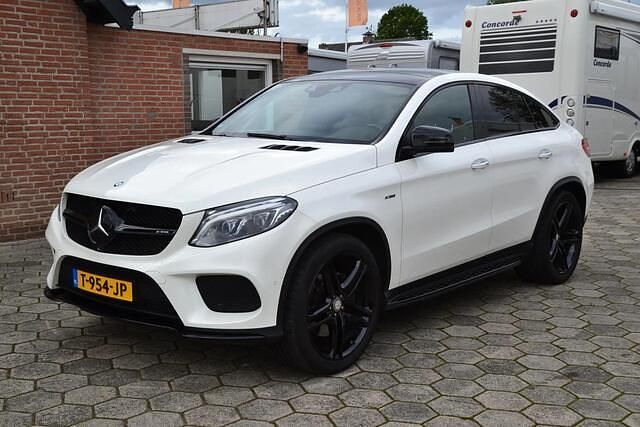 Wit Occasion 2015 Mercedes GLE450 AMG AMG Coupé | € 39.950 (Duur) - Afbeelding 1/4