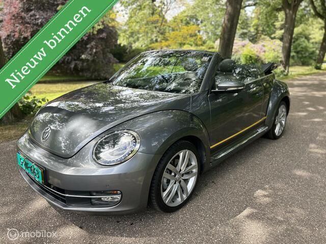 Grijs Gebruikt 2013 VW Beetle Cabriolet | € 11.499 (Eerlijke prijs) - Afbeelding 1/4