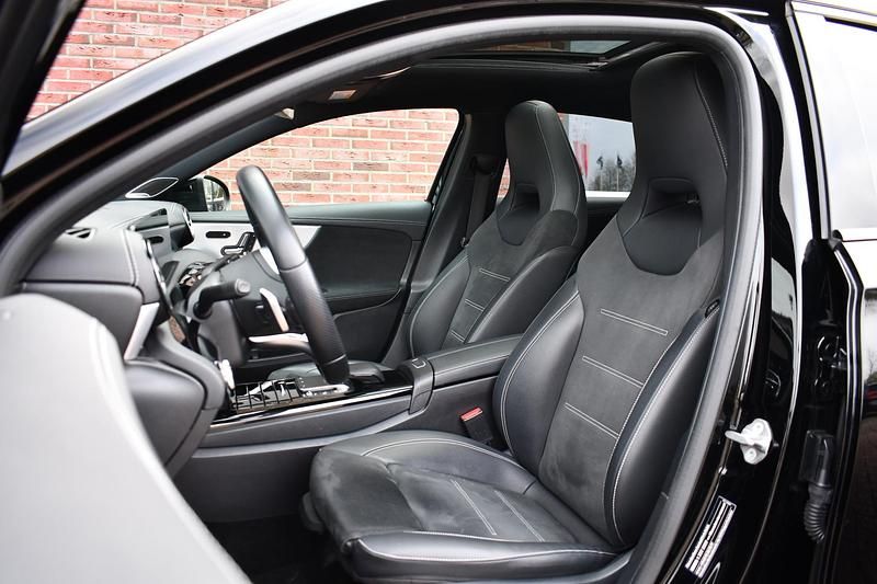 Occasion Mercedes A250 AMG line 218 PK (160 kW) 2020 Zwart Hatchback