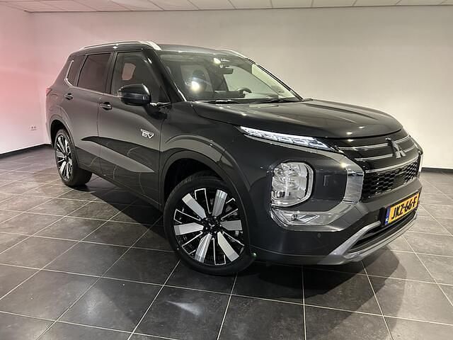 Occasion Mitsubishi Outlander Edition 306 PK (225 kW) 2025 Grijs SUV