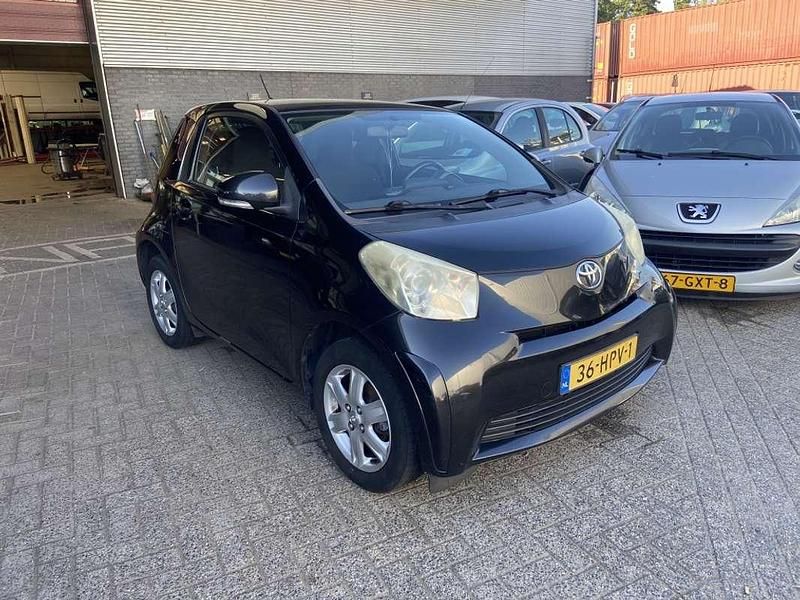Zwart Gebruikt 2009 Toyota iQ Comfort Hatchback | € 1.940 (Duur) - Afbeelding 1/4