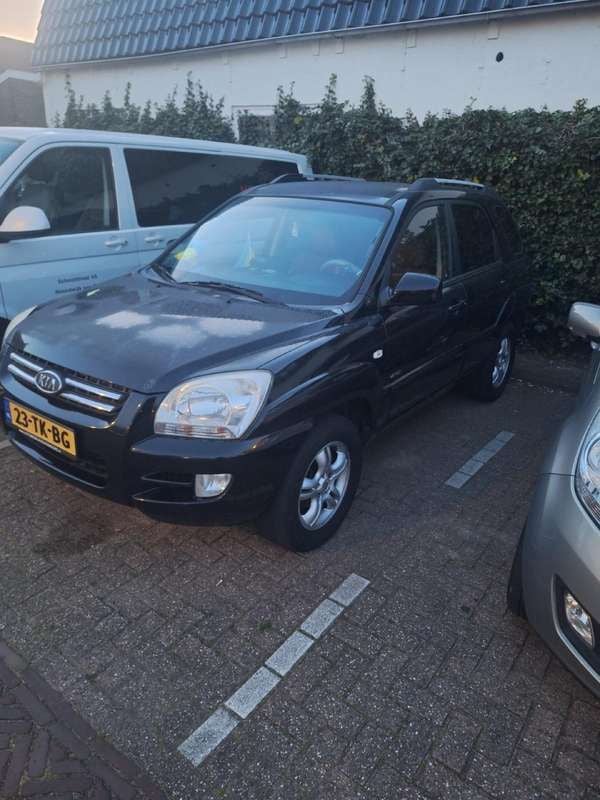 Gebruikt 2006 Kia Sportage EX SUV | € 2.500 - Afbeelding 1/4