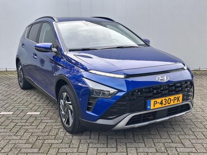 Occasion Hyundai Bayon Premium 99 PK (72 kW) 2022 Blauw metallic SUV