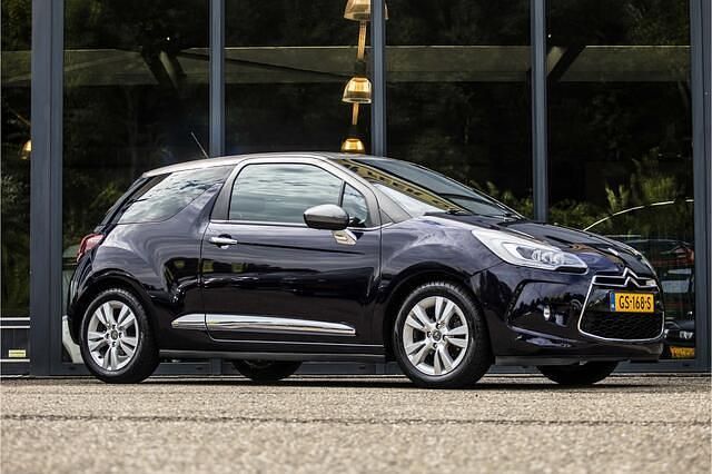 Blauw Gebruikt 2015 DS Automobiles DS3 So Chic Hatchback | € 10.950 (Iets duurder) - Afbeelding 1/4