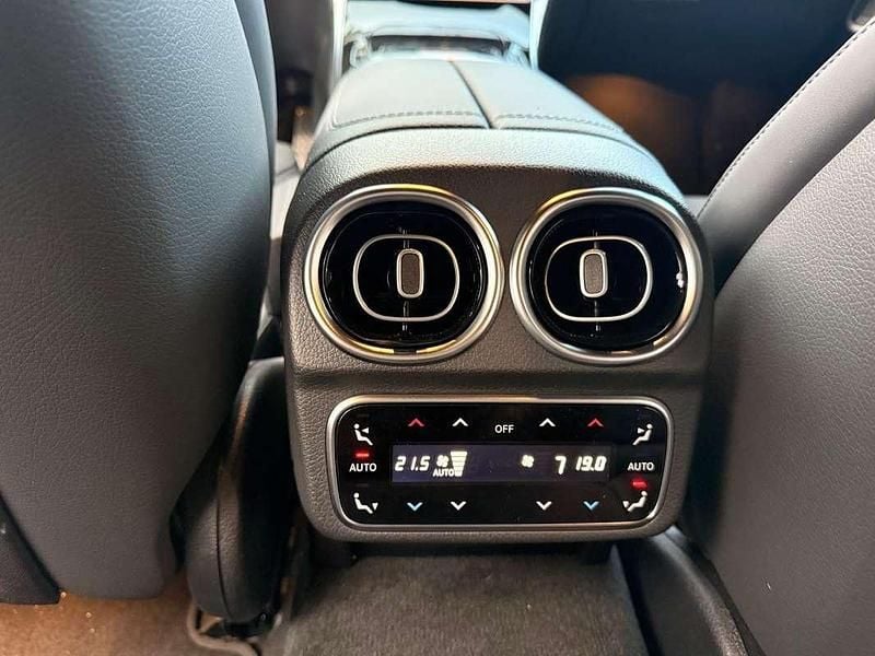 Occasion Mercedes C200 AMG line 163 PK (119 kW) 2025 Sedan