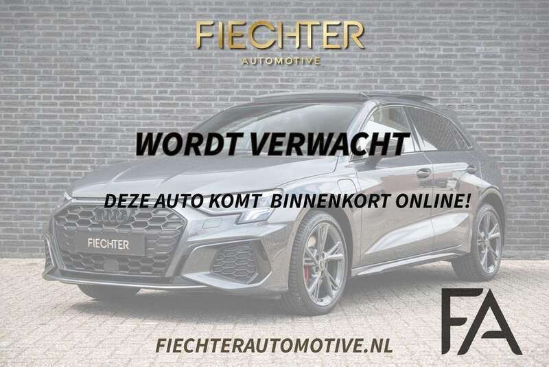 Grijs Gebruikt 2023 Audi A3 Sportback e-tron Competition Sedan | € 39.995 (Iets duurder) - Afbeelding 1/1