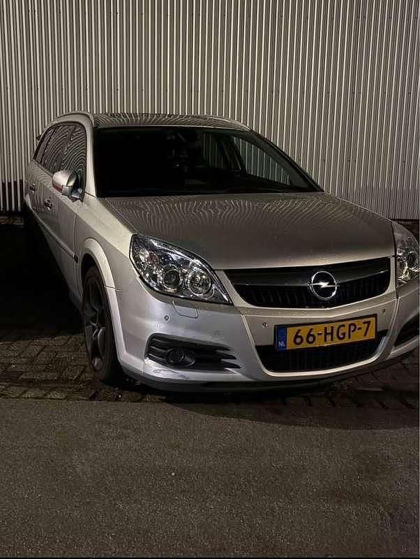 Gebruikt 2008 Opel Vectra Business Stationwagen | € 1.500 (Iets duurder) - Afbeelding 1/4