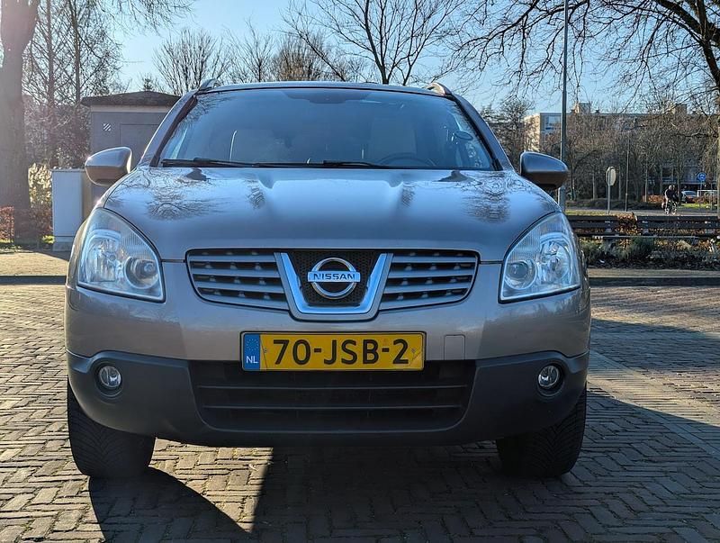 Bruin (metallic) Occasion 2009 Nissan Qashqai SUV | € 4.750 (Eerlijke prijs) - Afbeelding 1/4