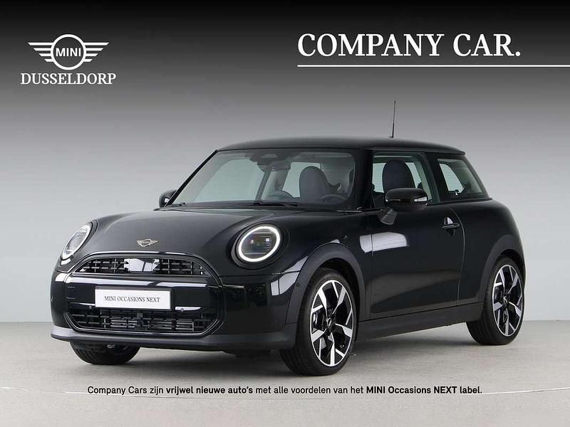 Zwart Gebruikt 2025 Mini Cooper Classic Hatchback | € 41.136 - Afbeelding 1/4