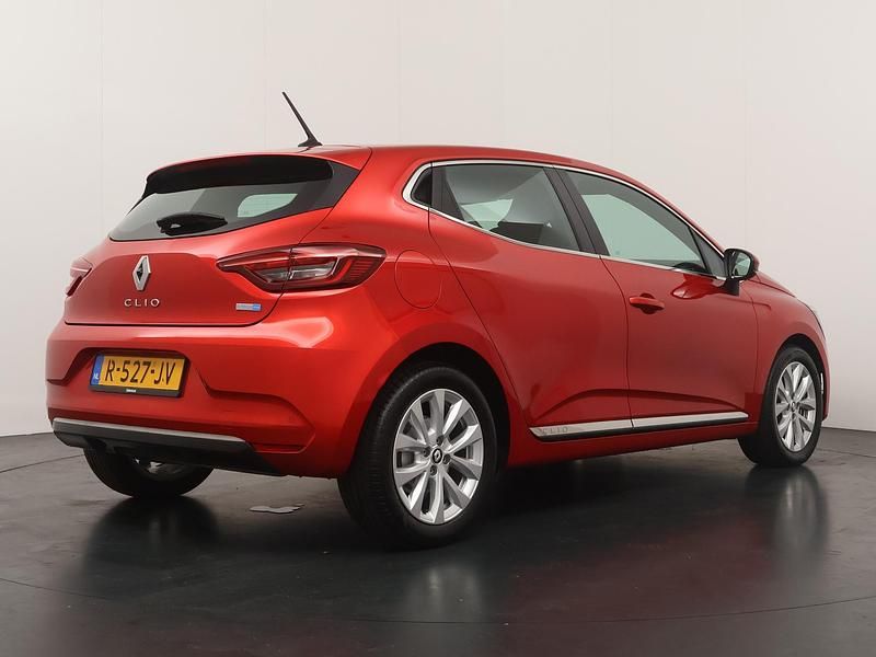 Occasion Renault Clio V Techno 143 PK (105 kW) 2022 Rood Hatchback