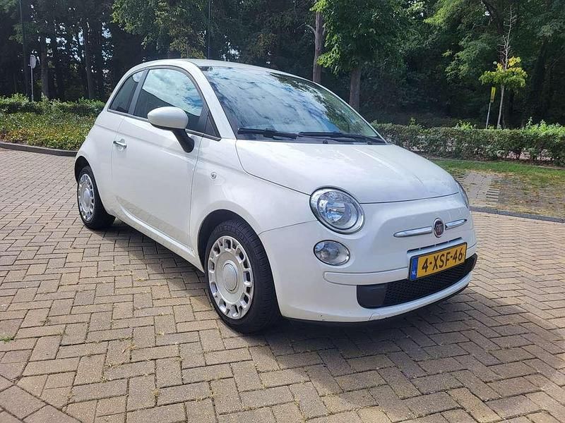 Beige Gebruikt 2014 Fiat 500 Pop Hatchback | € 4.500 (Eerlijke prijs) - Afbeelding 1/4