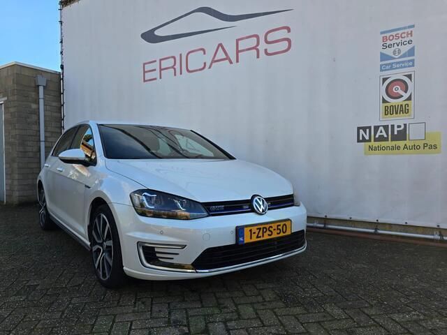 Occasion VW Golf VII GTE 150 PK (110 kW) 2015 Wit Hatchback