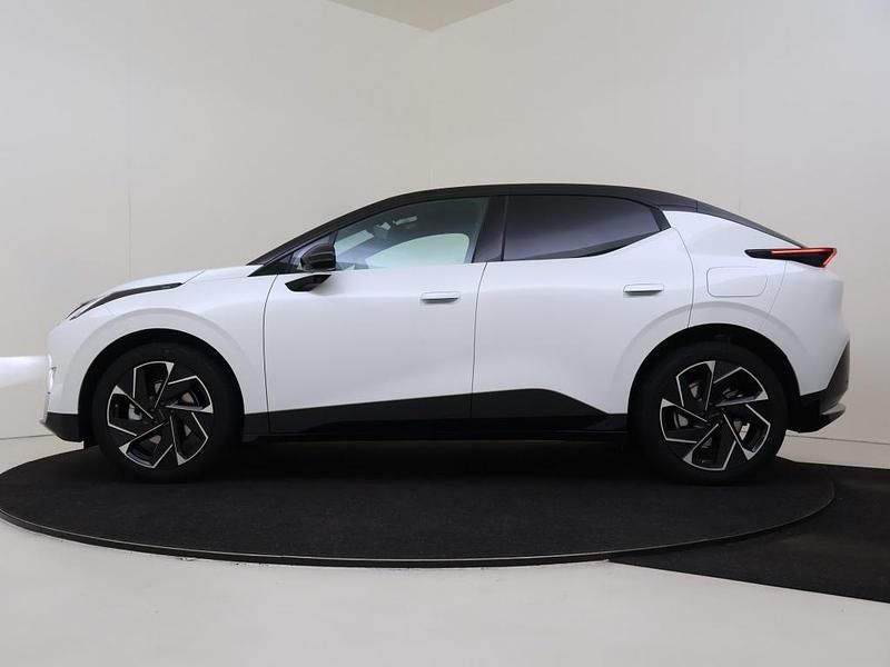 Nieuw Lynk & Co 02 272 PK (200 kW) 2025 Wit SUV