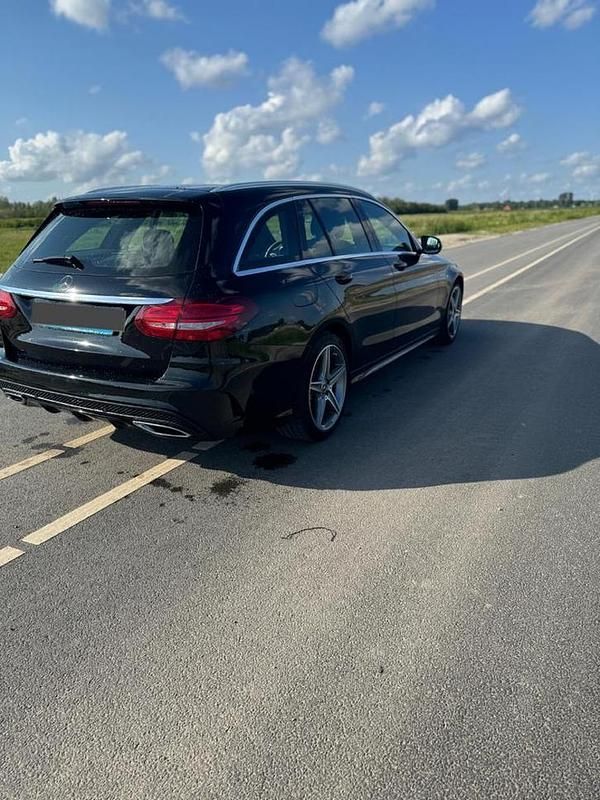 Occasion 2017 Mercedes C250 AMG line Stationwagen | € 20.000 (Iets duurder) - Afbeelding 1/4