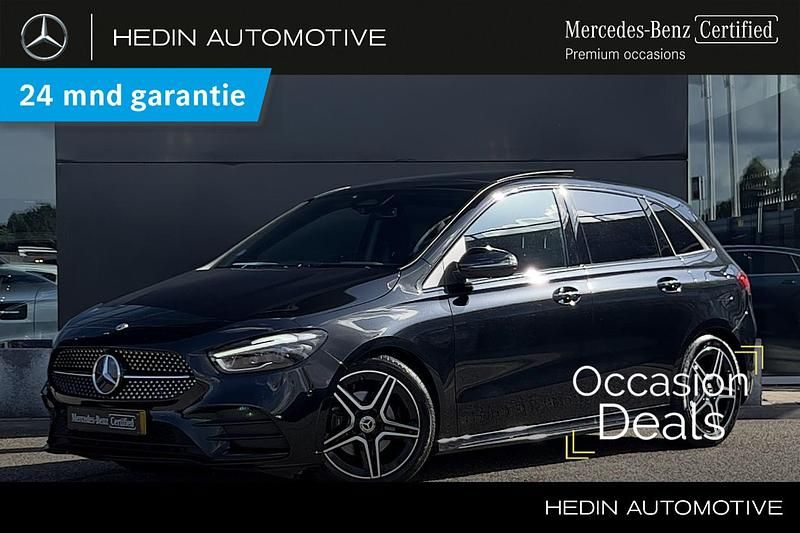 Zwart Occasion 2024 Mercedes B180 Advanced MPV | € 43.900 (Eerlijke prijs) - Afbeelding 1/4