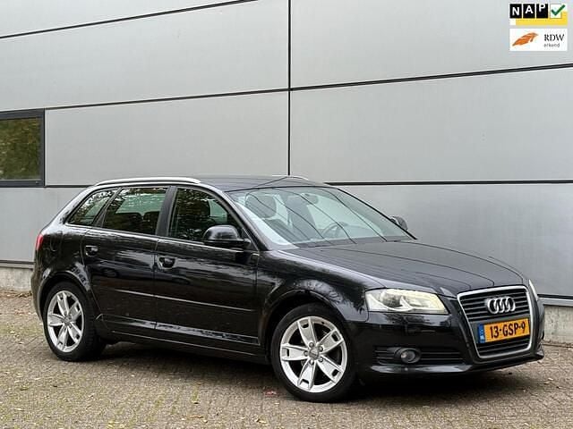 Zwart Gebruikt 2008 Audi A3 Sportback Ambition Hatchback | € 4.500 (Iets duurder) - Afbeelding 1/4