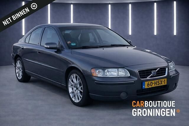 Grijs Occasion 2009 Volvo S60 Sedan | € 6.990 (Duur) - Afbeelding 1/4