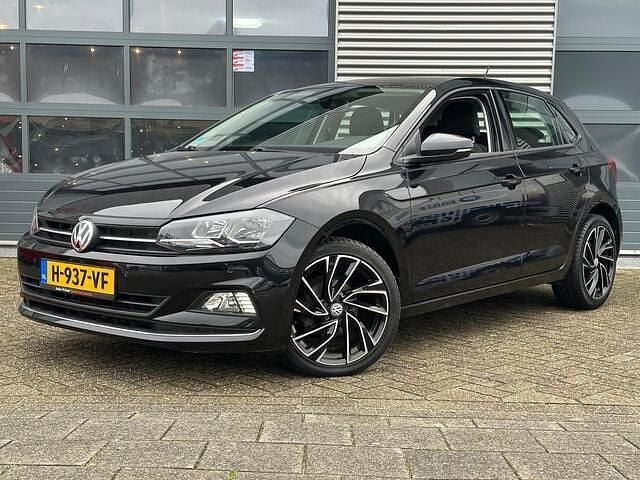 Zwart Gebruikt 2019 VW Polo Beats Hatchback | € 16.450 (Goede deal) - Afbeelding 1/4