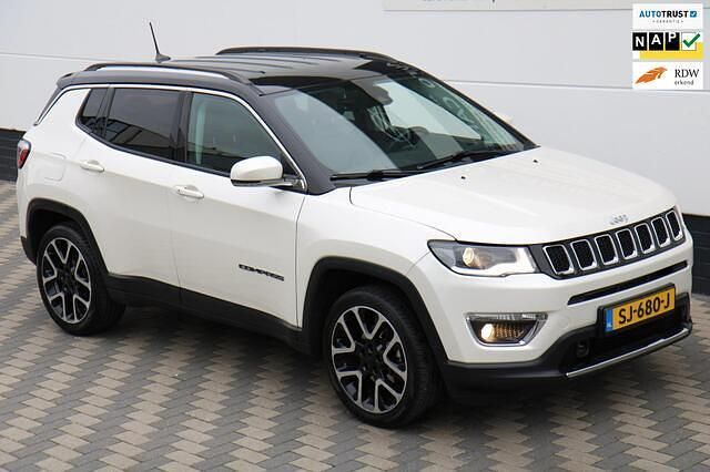 Wit Gebruikt 2018 Jeep Compass Opening Edition SUV | € 15.945 (Duur) - Afbeelding 1/4