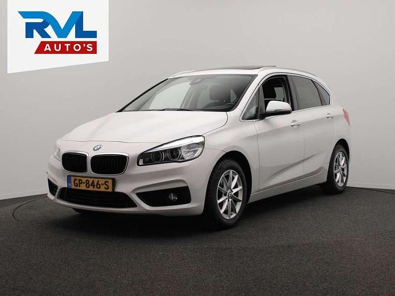 Wit Gebruikt 2015 BMW 218 Active Tourer MPV | € 10.400 (Iets duurder) - Afbeelding 1/4