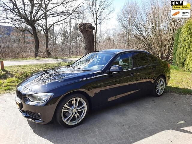 Occasion BMW 320 Sport Line 170 PK (125 kW) 2013 Zwart Sedan