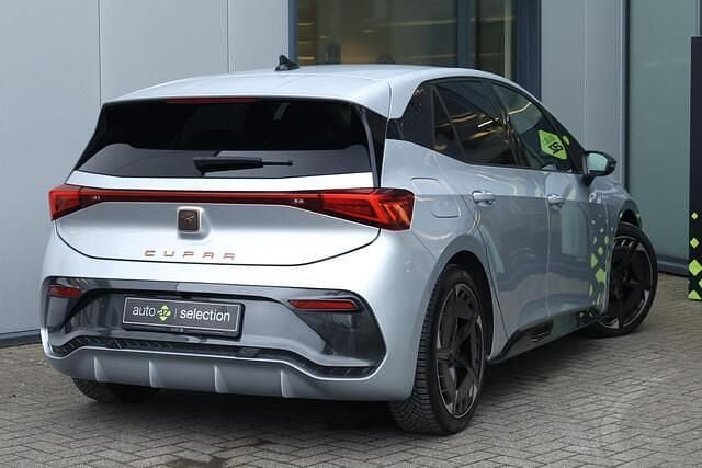 Occasion Cupra Born 169 kW (231 PK) 2022 Grijs Hatchback