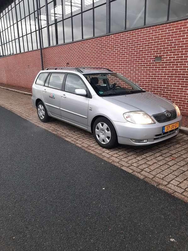 Occasion Toyota Corolla Sol 110 PK (80 kW) 2002 Grijs Stationwagen