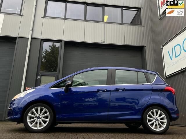 Blauw Gebruikt 2015 Ford B-MAX Titanium MPV | € 7.450 (Eerlijke prijs) - Afbeelding 1/4