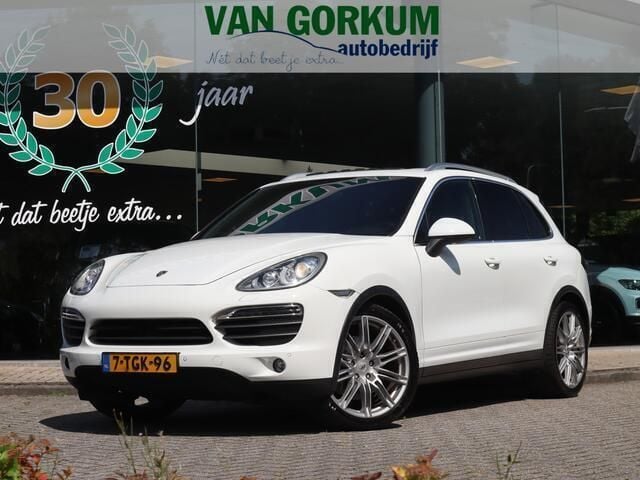 Wit Gebruikt 2012 Porsche Cayenne SUV | € 22.950 (Eerlijke prijs) - Afbeelding 1/4