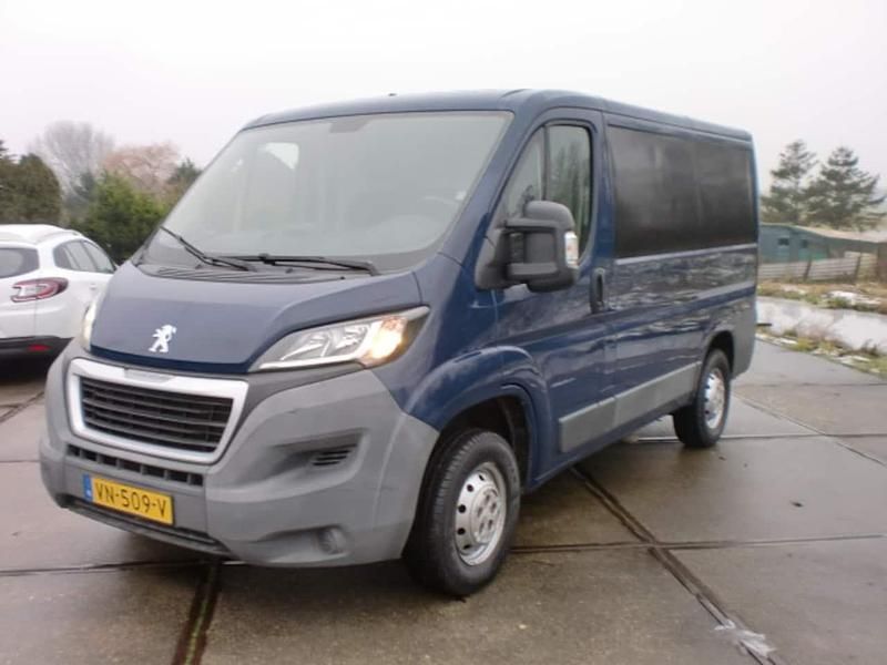 Blauw (metallic) Occasion 2015 Peugeot Boxer Van | € 6.450 (Super prijs) - Afbeelding 1/4