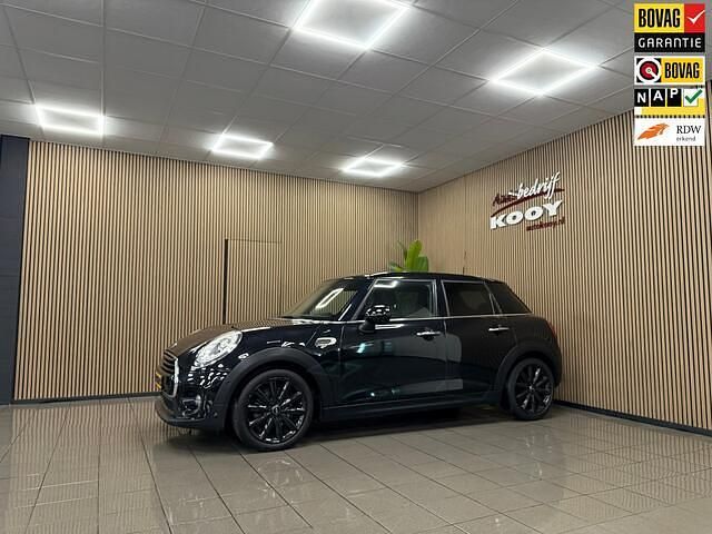 Occasion Mini Cooper Business 136 PK (100 kW) 2018 Zwart Hatchback