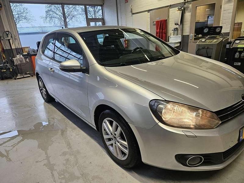 Grijs Occasion 2009 VW Golf V Highline Stationwagen | € 3.600 (Goede deal) - Afbeelding 1/4