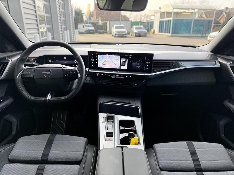 Occasion Opel Grandland X Sport 146 PK (107 kW) 2025 Grijs SUV